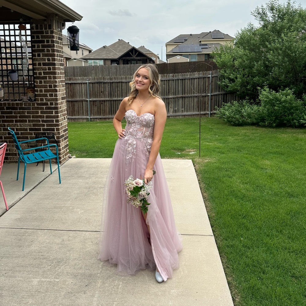 Gianni Bini Blush Strapless Dress